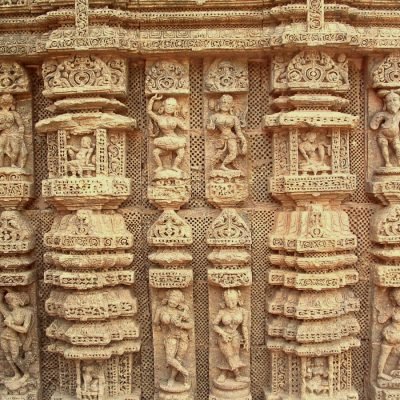 1200px-Stone_work_at_Konark_Orissa_India