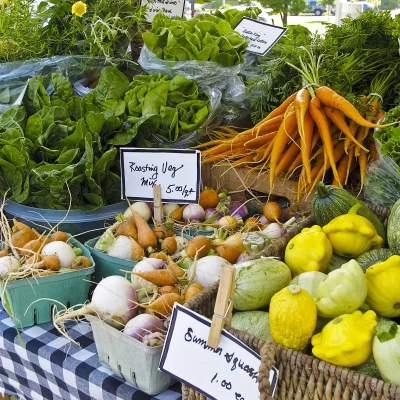 Display-produce-farmers-market