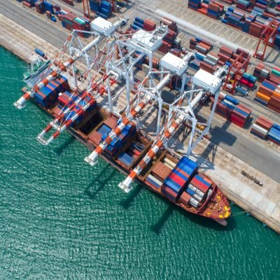 port-shipping-_646348933-scaled
